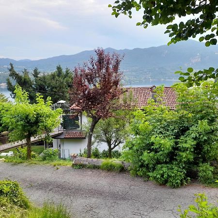 Terrazza Sul Lago Ameno Exteriér fotografie