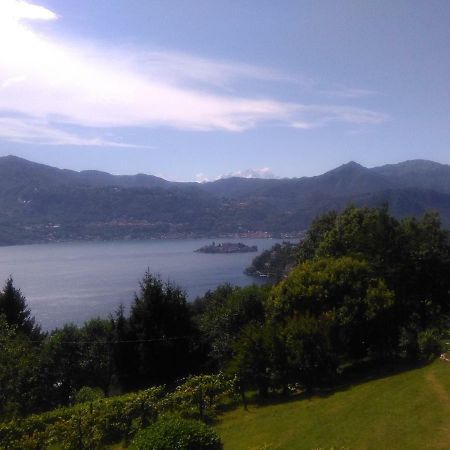 Terrazza Sul Lago Ameno Exteriér fotografie