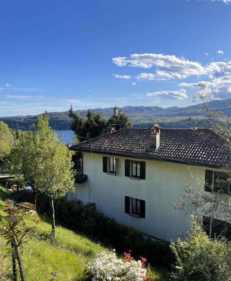 Terrazza Sul Lago Ameno Exteriér fotografie