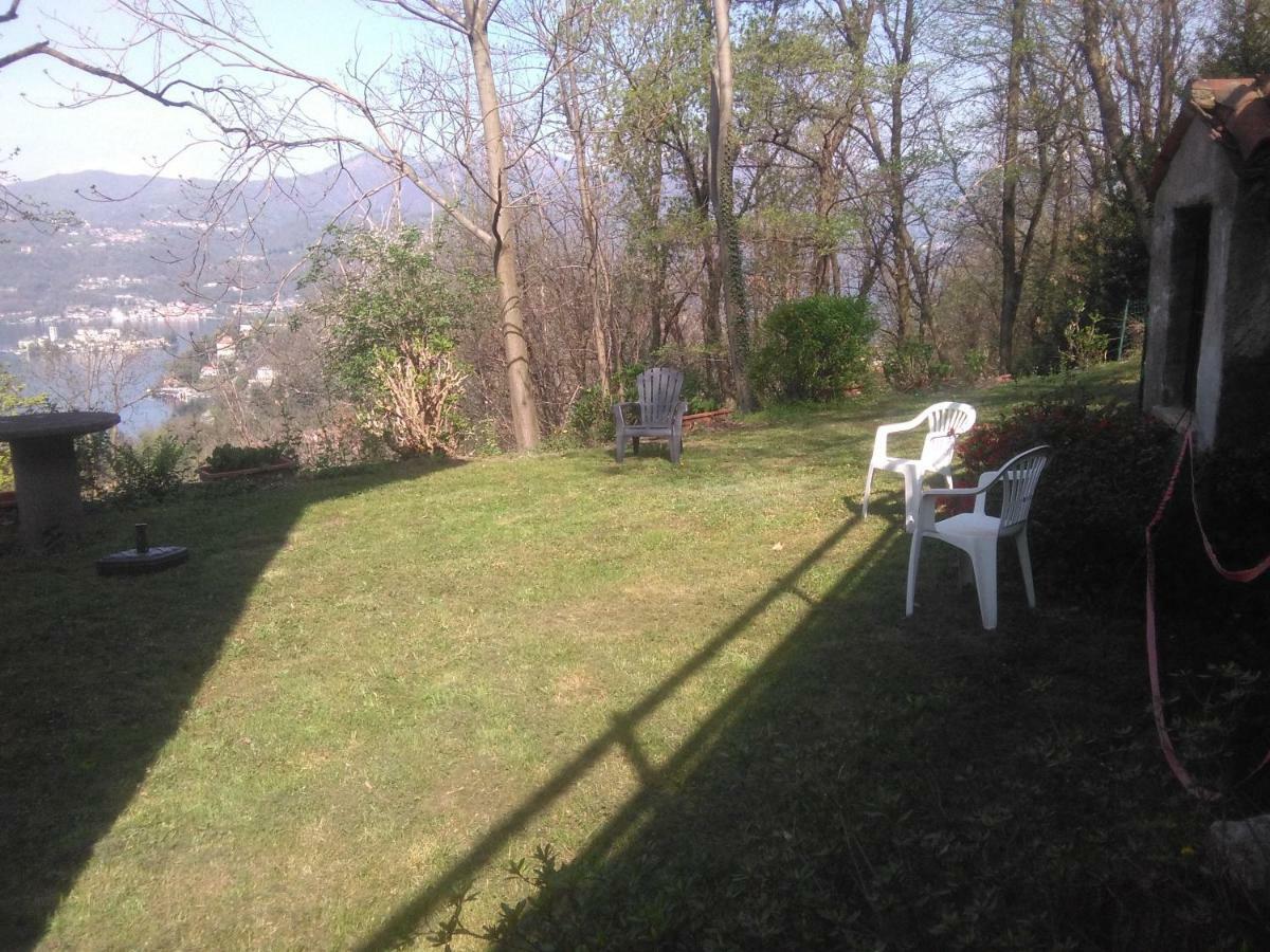 Terrazza Sul Lago Ameno Exteriér fotografie