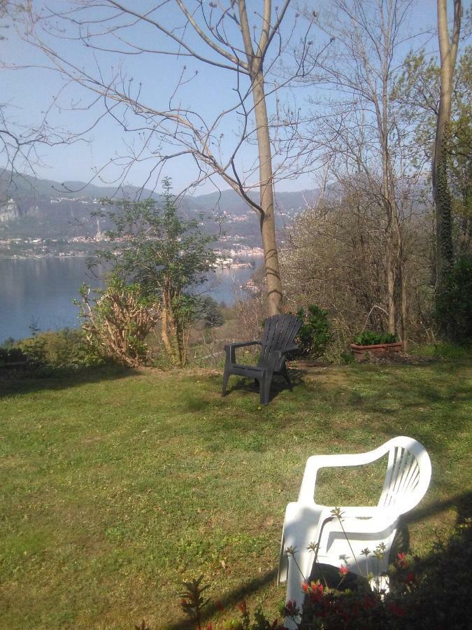 Terrazza Sul Lago Ameno Exteriér fotografie